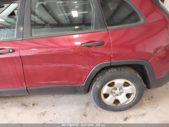 1C4PJMAB1FW708816 Jeep Cherokee Sport