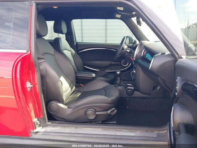 2013 MINI CLUBMAN WMWZG3C58DTY32960 Photo 4