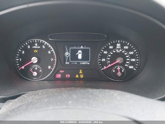 5XYPGDA35GG110895 KIA Sorento 2.4l Lx
