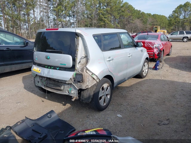 KNDJN2A25G7865291 KIA Soul