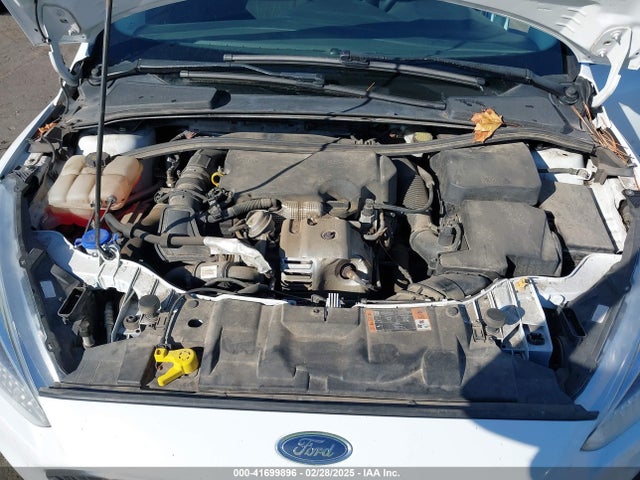 Ford FOCUS SE 2016 1FADP3FE4GL208981 Image 10