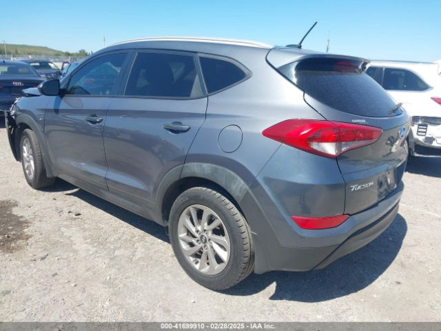 KM8J33A40GU106591 Hyundai TUCSON SE