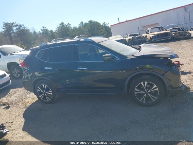 JN8AT2MT9KW261269 Nissan ROGUE SV