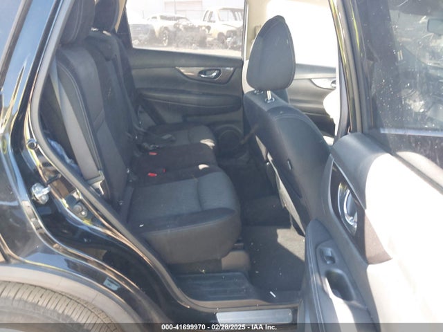 JN8AT2MT9KW261269 Nissan ROGUE SV