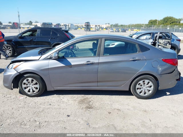 Hyundai ACCENT SE 2017 KMHCT4AE0HU243880 Image 14