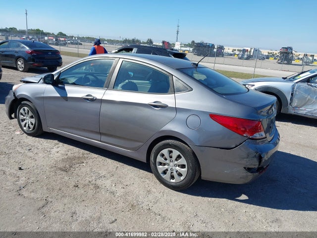 Hyundai ACCENT SE 2017 KMHCT4AE0HU243880 Image 3
