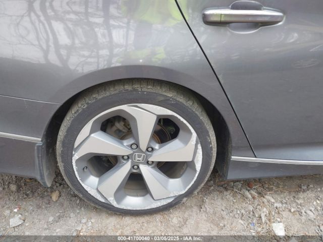 1HGCV1F99JA213472 Honda Accord Touring