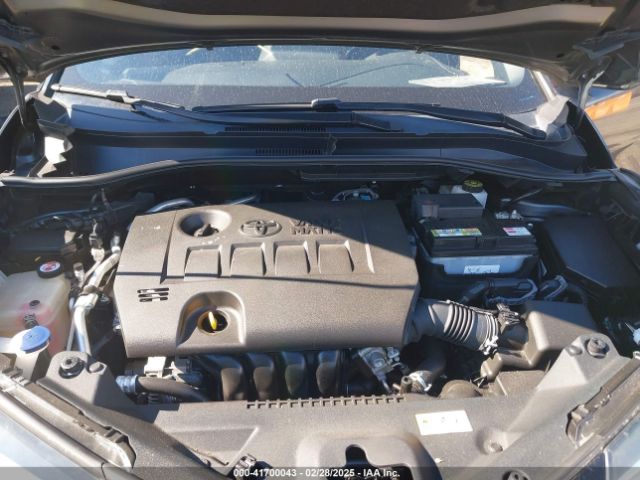 NMTKHMBX7KR084870 Toyota C-HR XLE