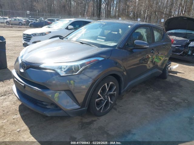 NMTKHMBX7KR084870 Toyota C-HR XLE