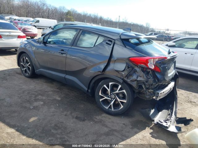 NMTKHMBX7KR084870 Toyota C-HR XLE