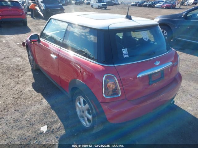 2009 MINI COOPER WMWMF33539TT68397 Photo 2