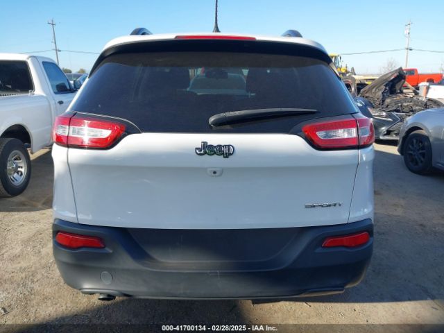 1C4PJLAB7GW200734 Jeep Cherokee Sport