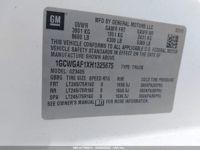 1GCWGAF1XH1325675 Chevrolet Express 2500 Work Van