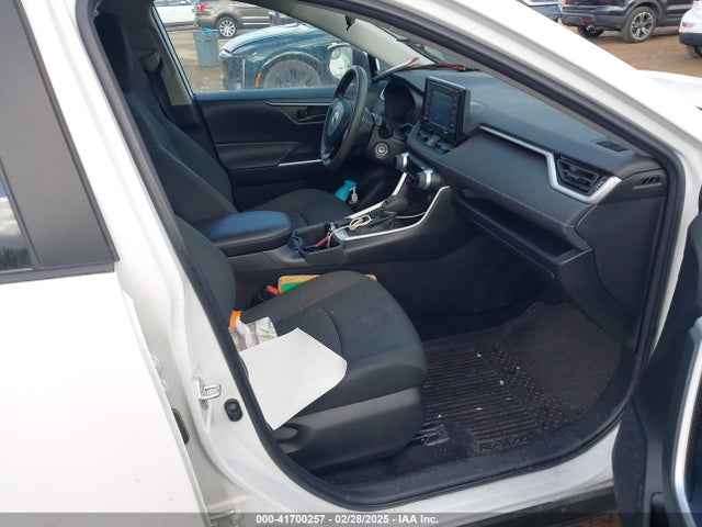 Toyota RAV4 LE 2022 2T3G1RFV1NW300393 Image 5