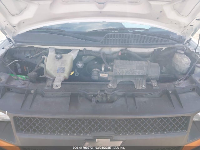 Chevrolet Express 2500 Work Van 2014 1GCWGFCAXE1206912 Image 10