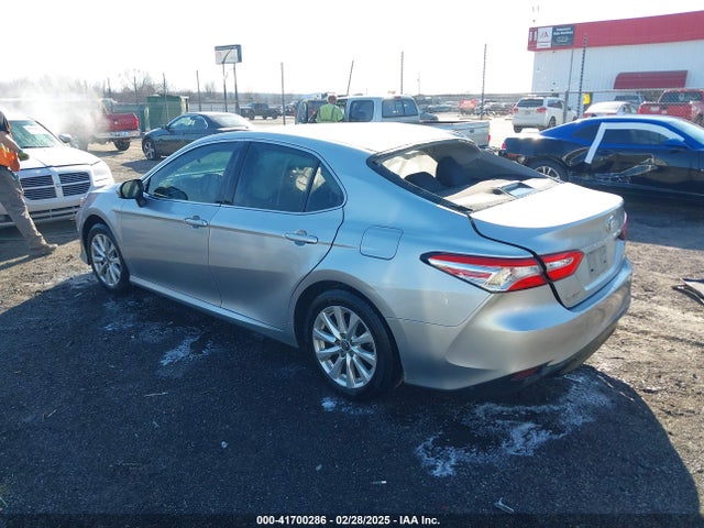 4T1B11HK3JU594333 Toyota CAMRY LE