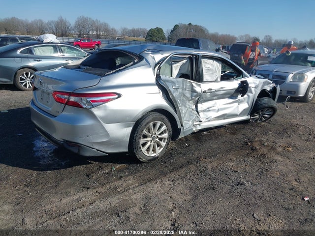 4T1B11HK3JU594333 Toyota CAMRY LE