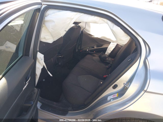 4T1B11HK3JU594333 Toyota CAMRY LE