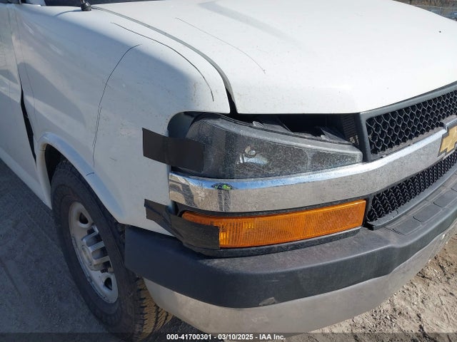 1GCZGHFG7L1235144 Chevrolet Express Cargo Rwd 3500 Extended Wheelbase Wt