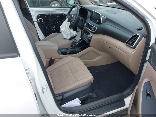 KM8J33AL9MU328386 Hyundai TUCSON SEL