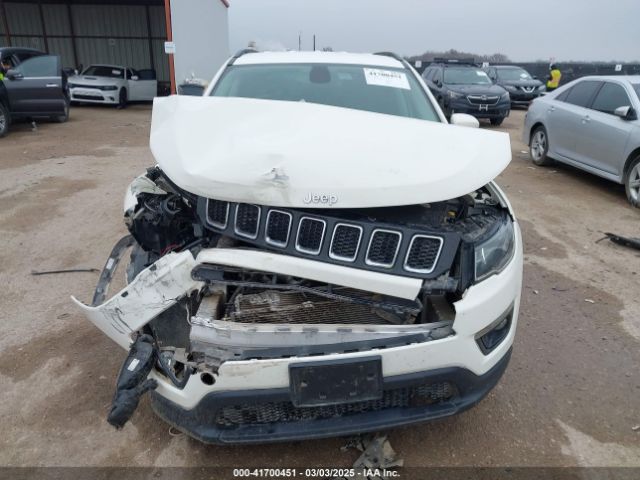 3C4NJCBB9LT108501 Jeep Compass Latitude Fwd