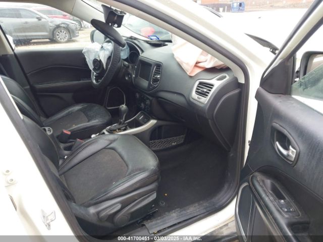 3C4NJCBB9LT108501 Jeep Compass Latitude Fwd