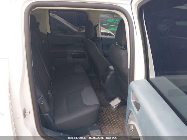 3FTTW8E39PRA74170 Ford Maverick Xl