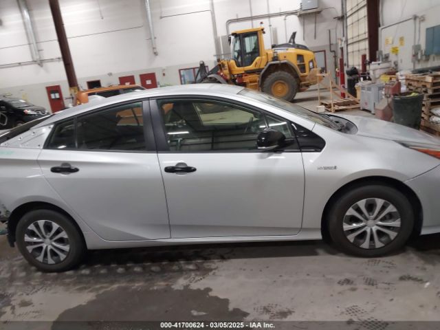 JTDL9RFU3L3019534 Toyota Prius Le/xle