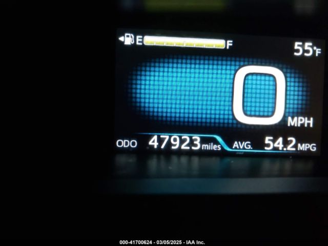 JTDL9RFU3L3019534 Toyota Prius Le/xle