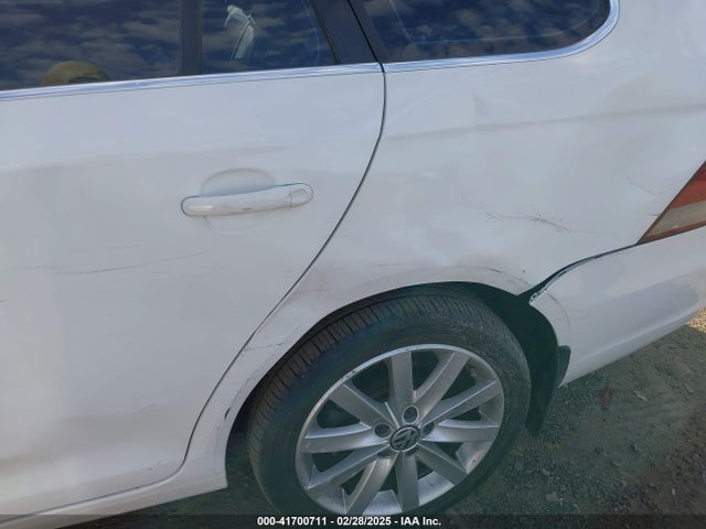 2012 Volkswagen Jetta Sportwagen 2.0l Tdi მანქანა იყიდება აუქციონზე, vin: 3VWPL7AJ7CM686140, აუქციონის ნომერი: 41700711