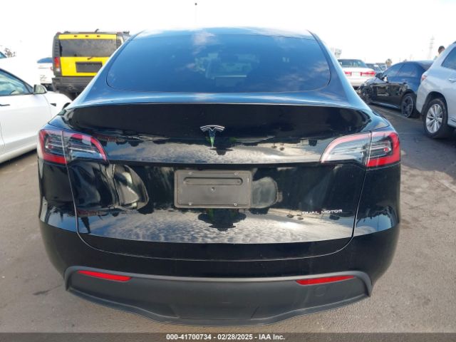 7SAYGDEE5RF129833 Tesla Model Y Long Range Dual Motor All-wheel Drive