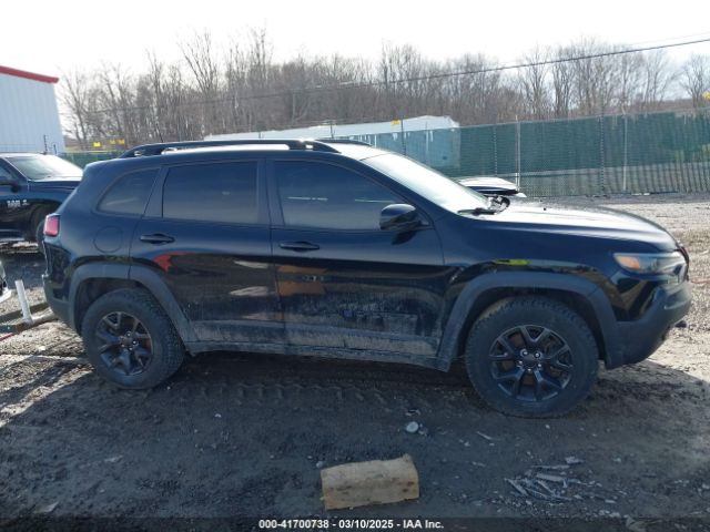 1C4PJMCX8KD464323 Jeep Cherokee Upland 4x4