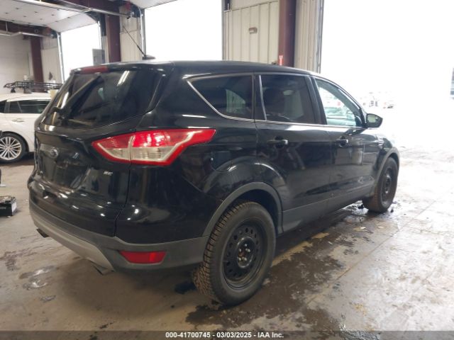 1FMCU0G79GUC44426 Ford ESCAPE SE
