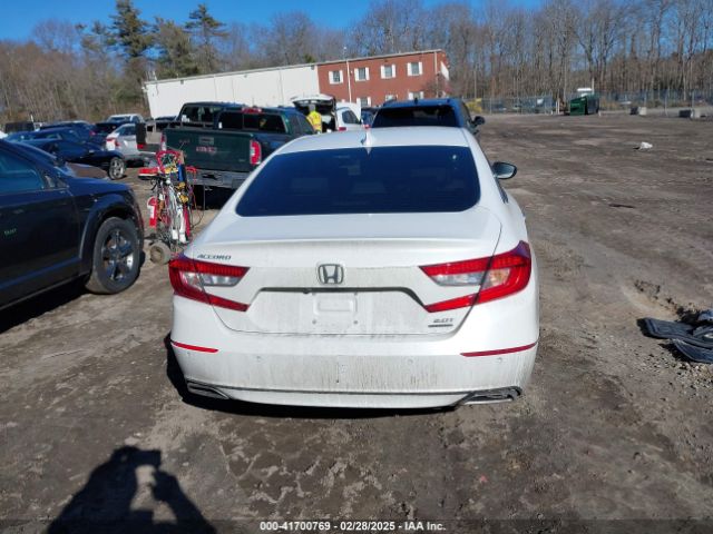1HGCV2F94MA010922 Honda Accord Touring