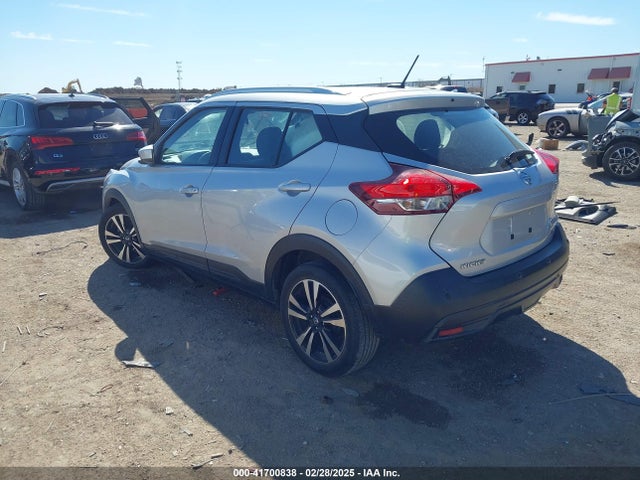 3N1CP5CV4LL496721 Nissan Kicks Sv Xtronic Cvt
