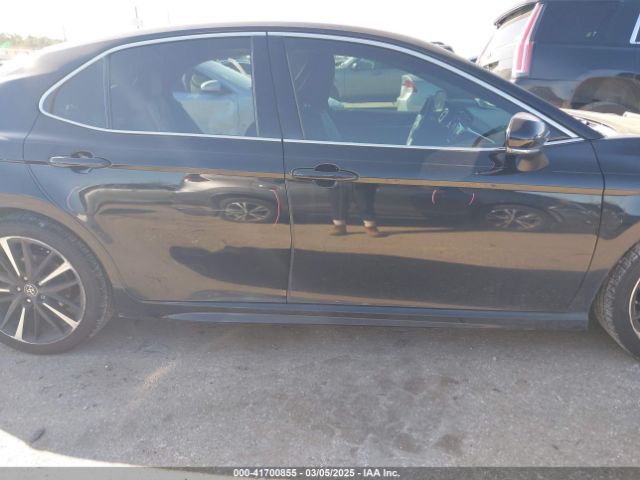 4T1B61HK6JU055934 Toyota CAMRY XSE