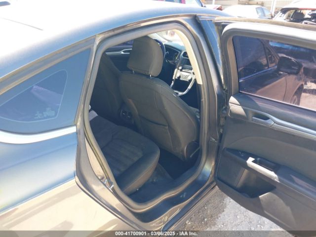 3FA6P0H79HR198571 Ford FUSION SE