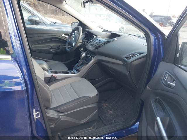 1FMCU9GX0EUD73916 Ford ESCAPE SE