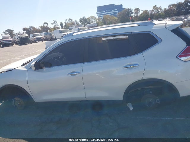 Nissan ROGUE SV 2015 5N1AT2MT7FC821157 Image 14