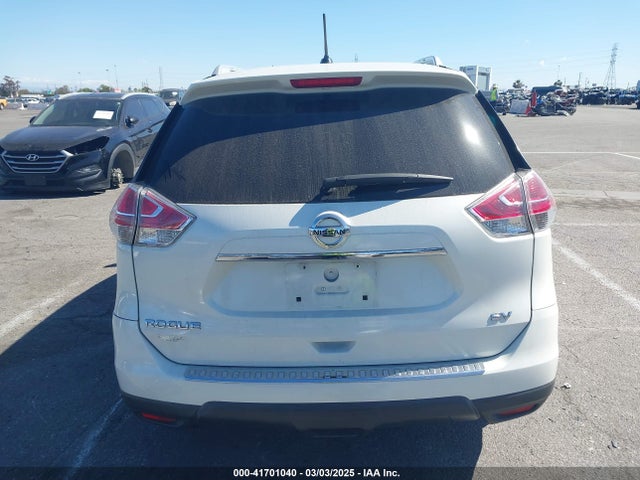 Nissan ROGUE SV 2015 5N1AT2MT7FC821157 Image 16