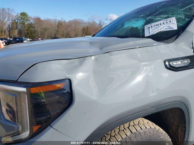 1GTUUCED1RZ339815 GMC Sierra 1500 4wd  Short Box Elevation With 3sb