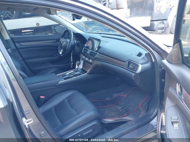 1HGCV1F58JA110007 Honda ACCORD SEDAN