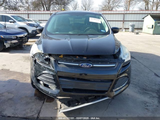 1FMCU0GX2EUA42315 Ford ESCAPE SE