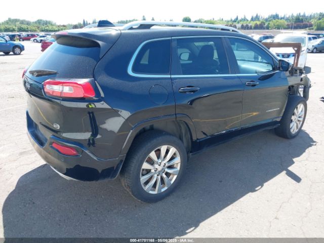 1C4PJMJS1HW530604 Jeep Cherokee Overland 4x4