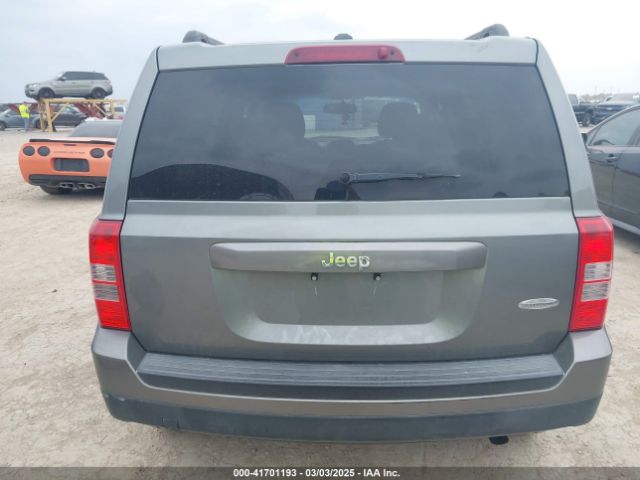 1C4NJPFAXED507693 Jeep Patriot Latitude