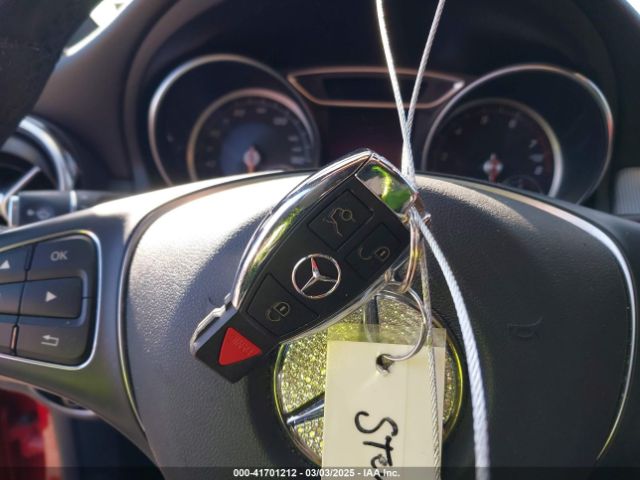 WDCTG4GB0KJ618482 Mercedes-Benz Gla 250 4matic