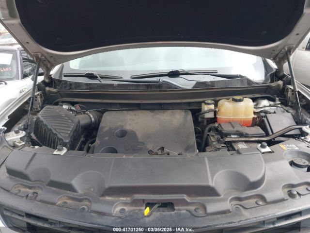 1GNERFKW7JJ267588 Chevrolet Traverse Ls