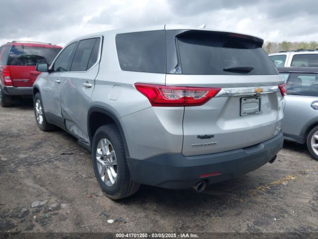 1GNERFKW7JJ267588 Chevrolet Traverse Ls