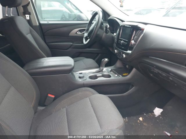 1GNERFKW7JJ267588 Chevrolet Traverse Ls