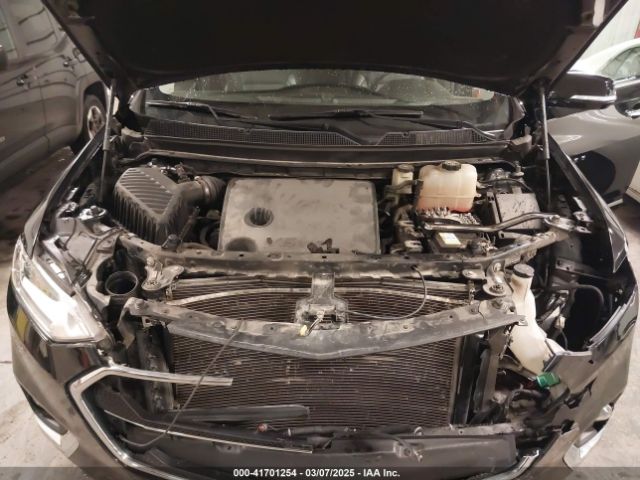 1GNEVJKW7JJ100422 Chevrolet Traverse Premier